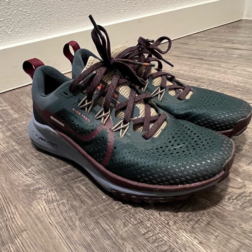 Women’s Nike Trail Shoes